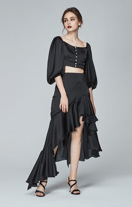 黑色緞面荷葉裙